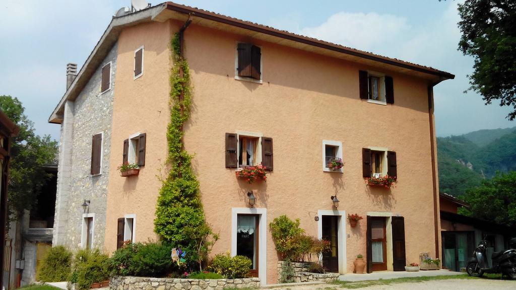 Agriturismo La Part San Zeno di Montagna Exteriör bild
